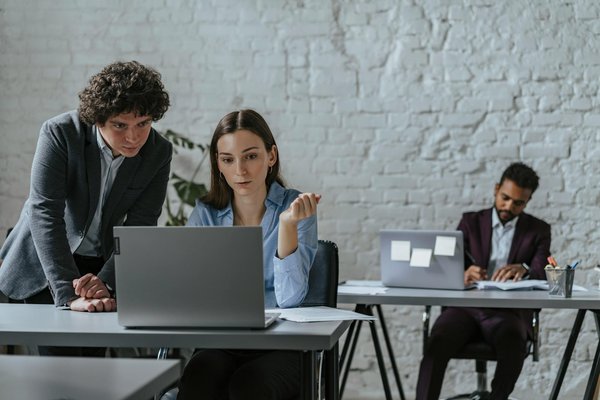 Garantir la sécurité au travail : L'utilité des Équipements de Protection Individuelle (EPI)